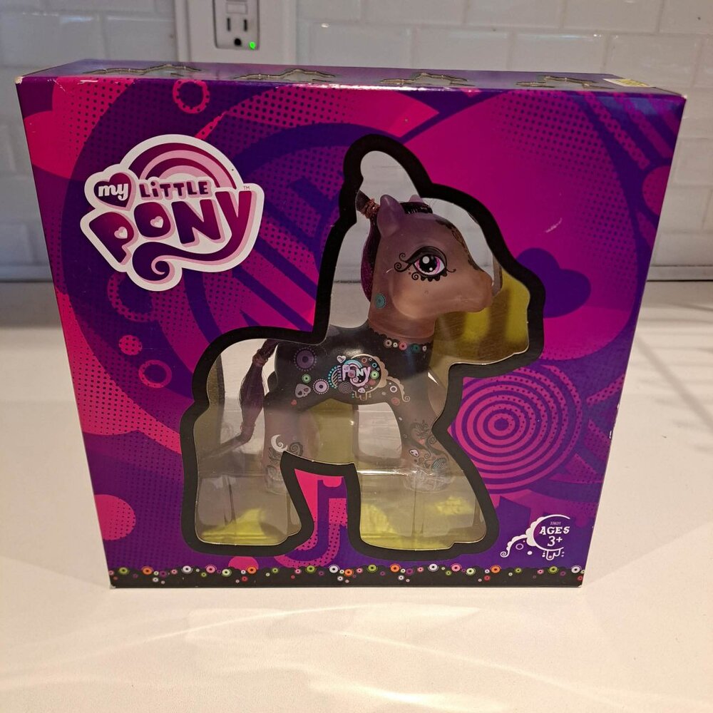 2011 comic con G3 my little pony exclusive NIB new in box